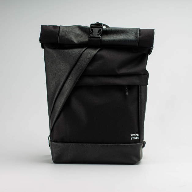Чорний рюкзак Rolltop T-One