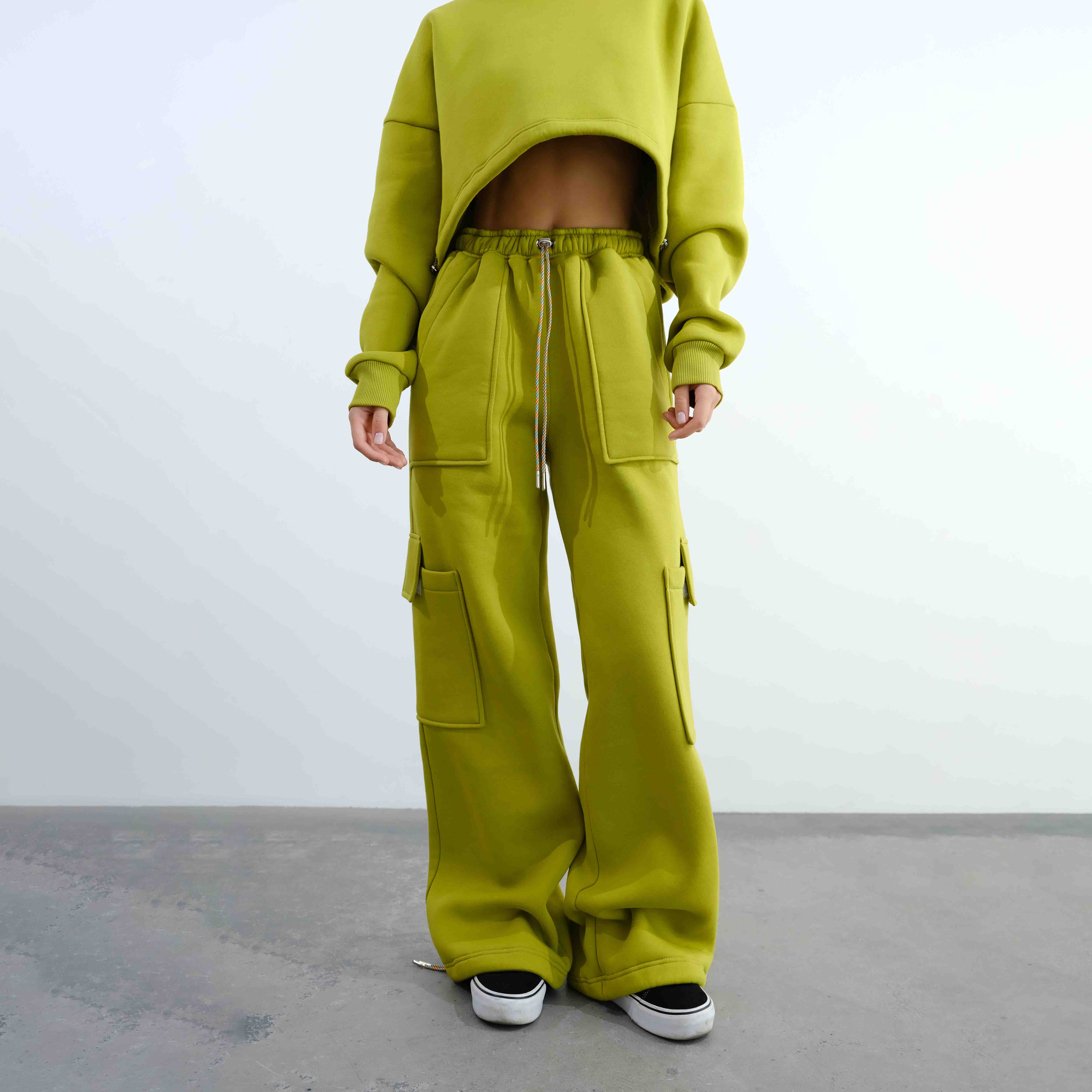 Купить зеленые спортивные штаны женские SS23 - TWINS STORE